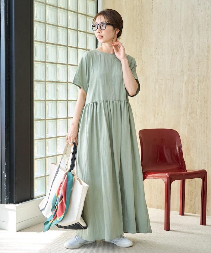 尼龍皺感 拼接層疊 輕盈面料 連衣裙