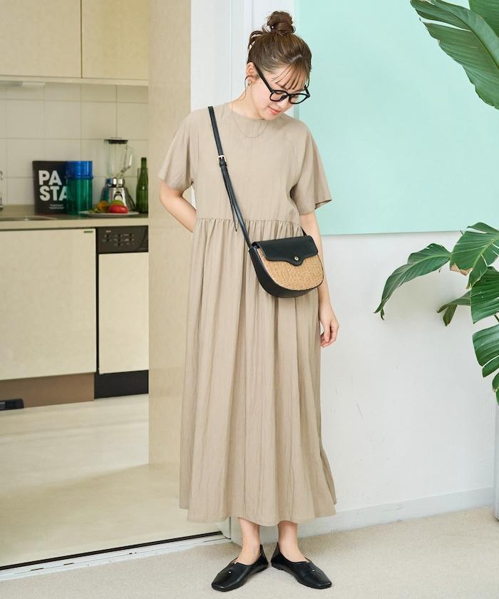 尼龍皺感 拼接層疊 輕盈面料 連衣裙