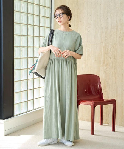 尼龍皺感 拼接層疊 輕盈面料 連衣裙