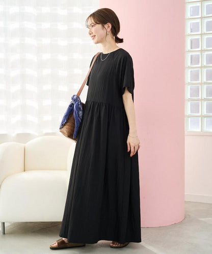 尼龍皺感 拼接層疊 輕盈面料 連衣裙