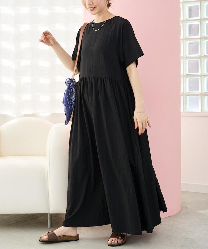 尼龍皺感 拼接層疊 輕盈面料 連衣裙