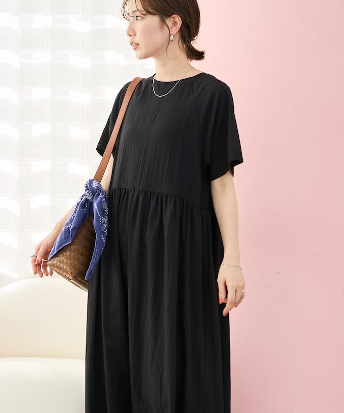 尼龍皺感 拼接層疊 輕盈面料 連衣裙