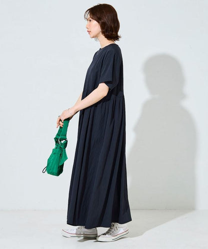 尼龍皺感 拼接層疊 輕盈面料 連衣裙