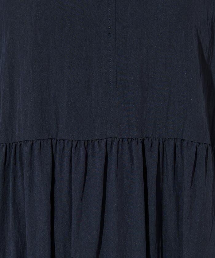 尼龍皺感 拼接層疊 輕盈面料 連衣裙