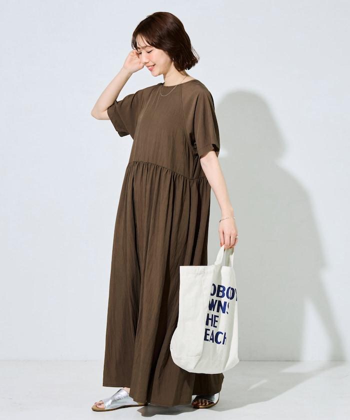 尼龍皺感 拼接層疊 輕盈面料 連衣裙