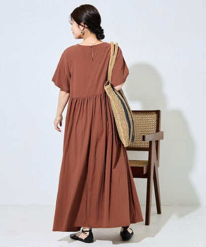 尼龍皺感 拼接層疊 輕盈面料 連衣裙