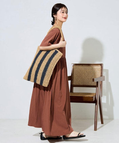 尼龍皺感 拼接層疊 輕盈面料 連衣裙