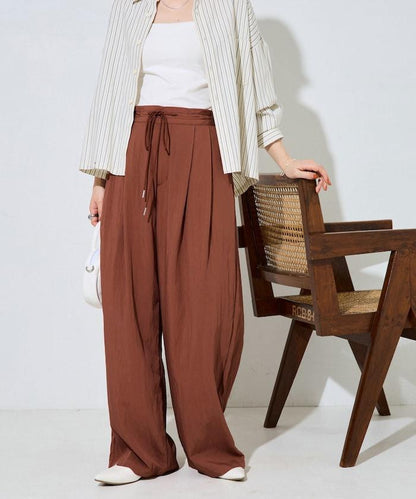 Nylon皺感褶襉褲子