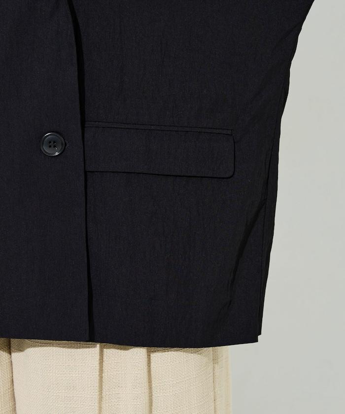 尼龍皺感面料 雙排扣設計 短袖 夾克