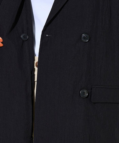 尼龍皺感面料 雙排扣設計 短袖 夾克