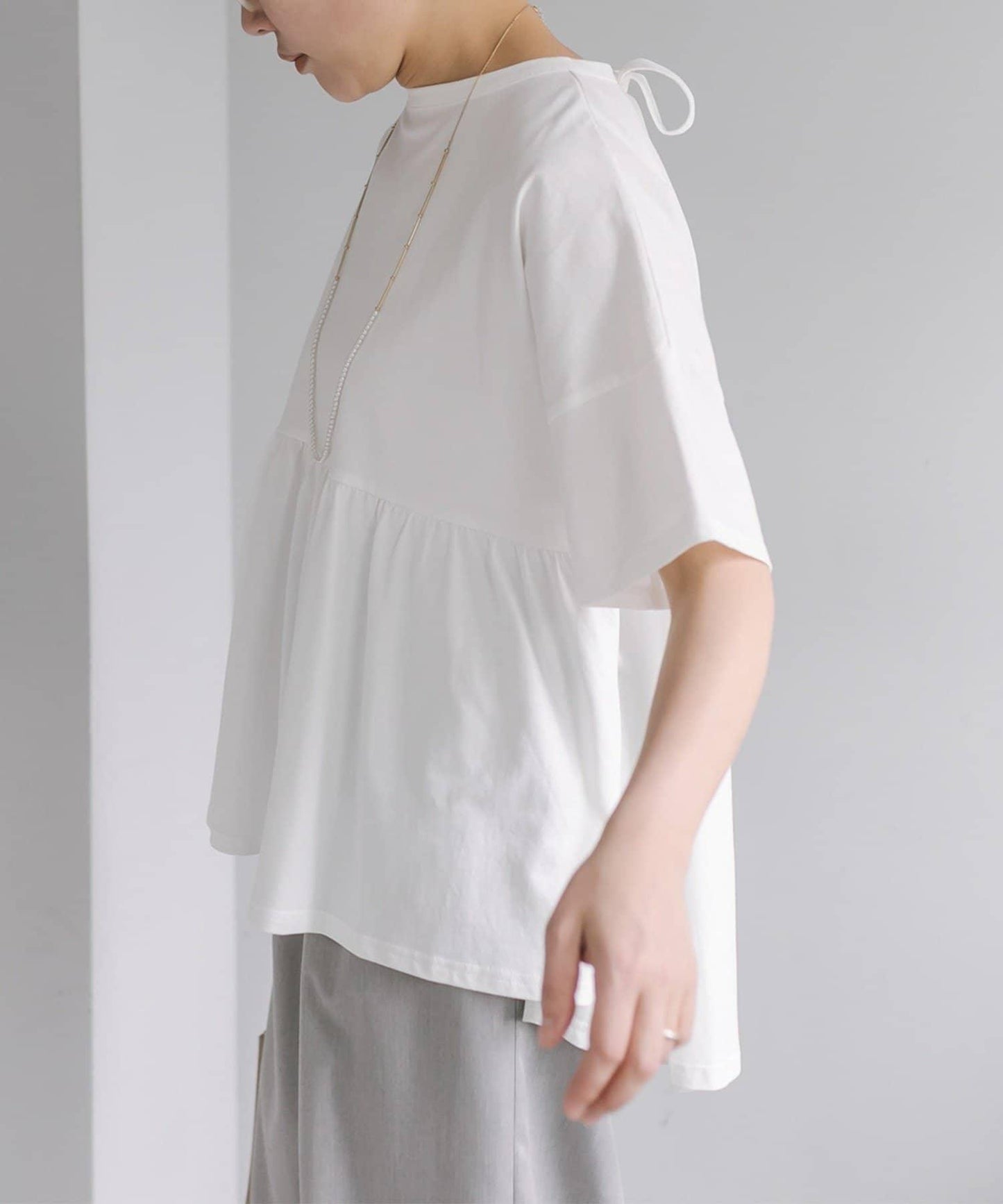 《リバイバル》 【/Du noir】 後蝴蝶結荷葉擺T恤