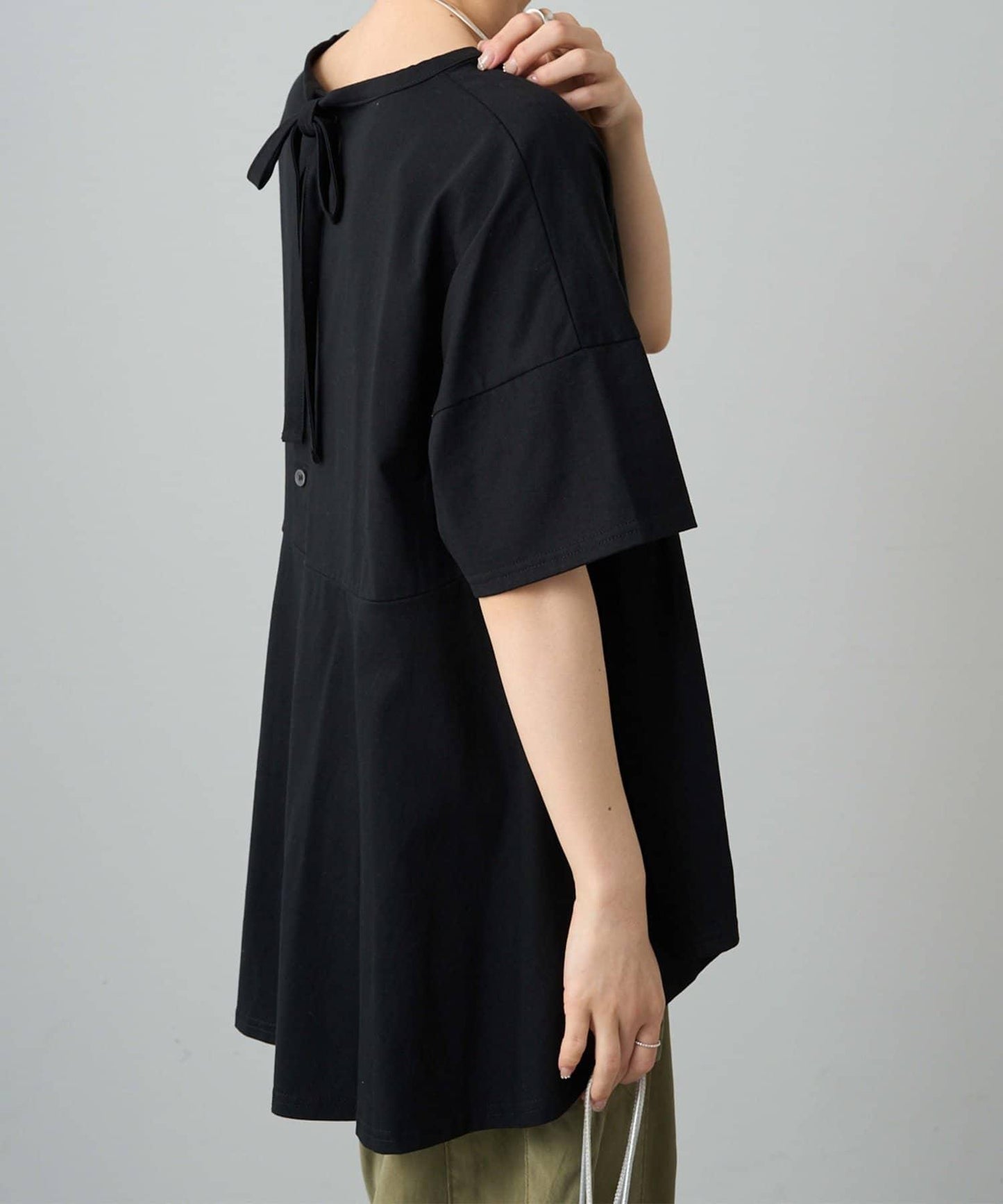 《リバイバル》 【/Du noir】 後蝴蝶結荷葉擺T恤