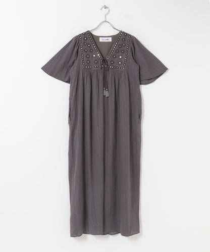 sara mallika 鏡面提花刺繡連衣裙