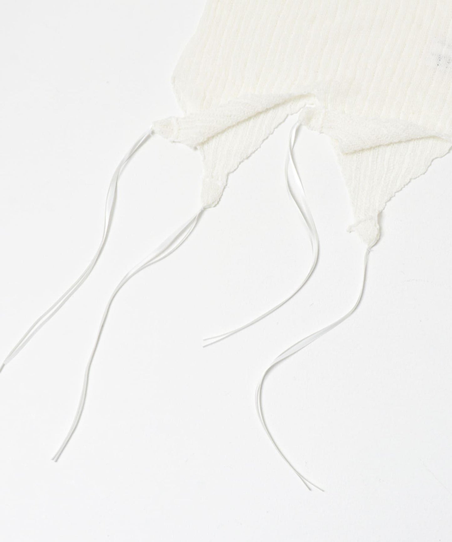 蕾絲設計 EUCHRONIA LACE CAMISOLE 吊帶背心