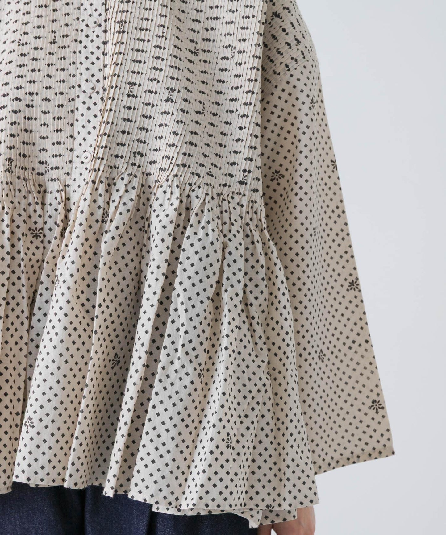 BLOCK PRINT 圓領襯衫