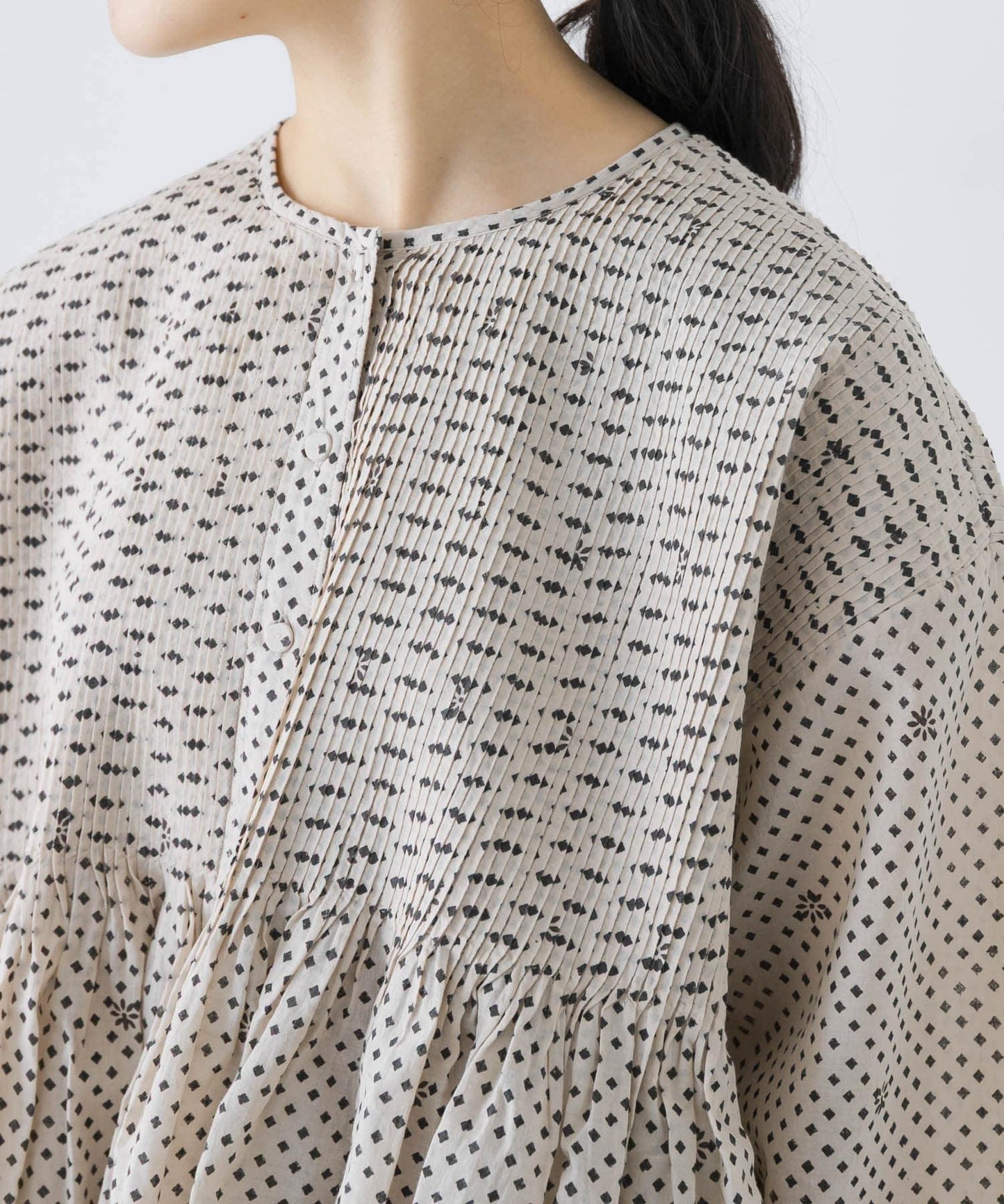 BLOCK PRINT 圓領襯衫