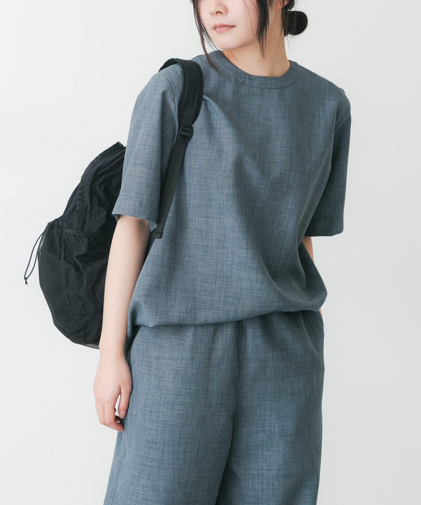 UR TECH 高捻套頭上衣