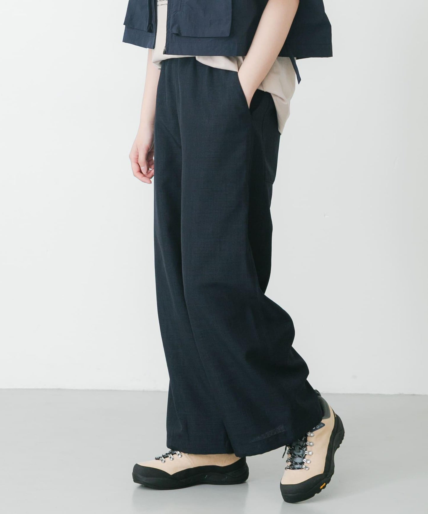 UR TECH 高捻紗休閒長褲