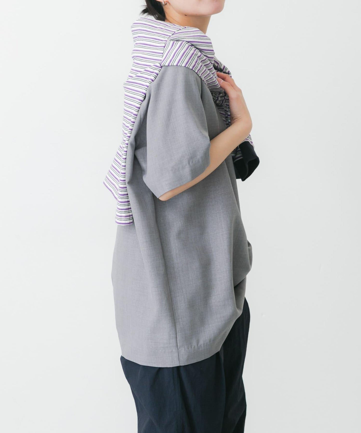 UR TECH 高捻套頭上衣