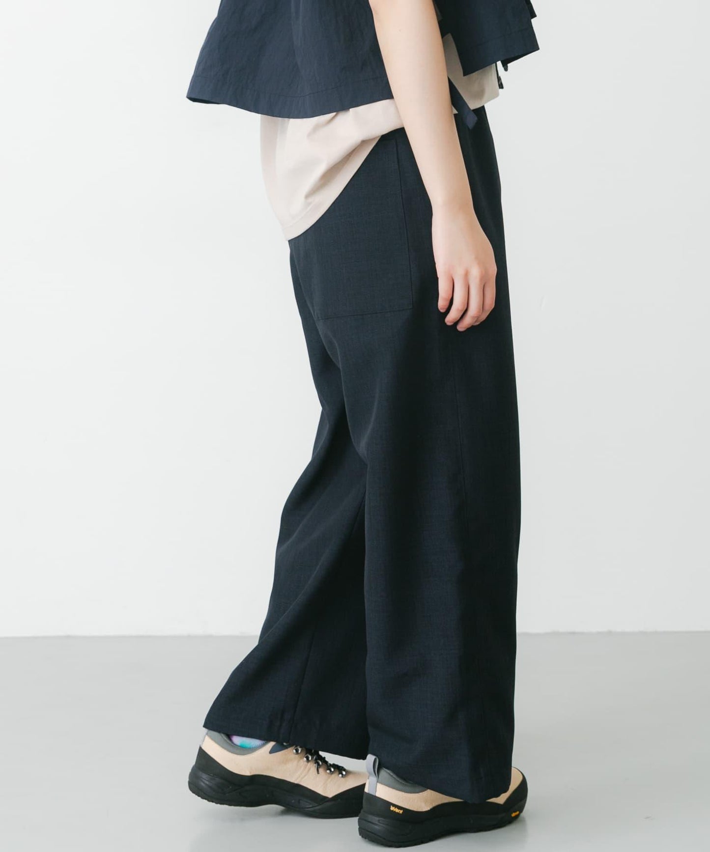 UR TECH 高捻紗休閒長褲