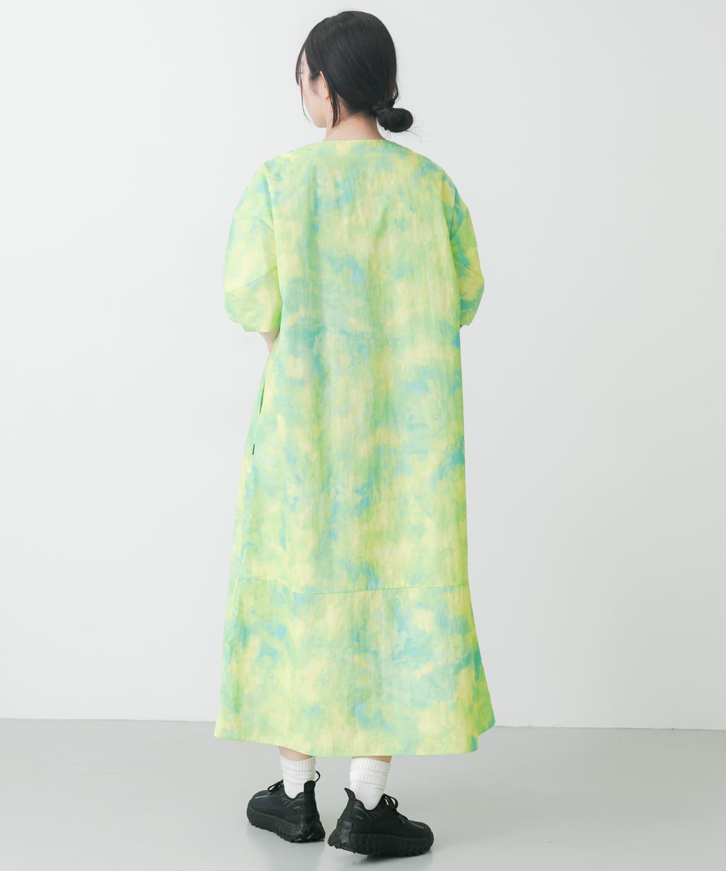 UR TECH 尼龍塔夫綢連衣裙