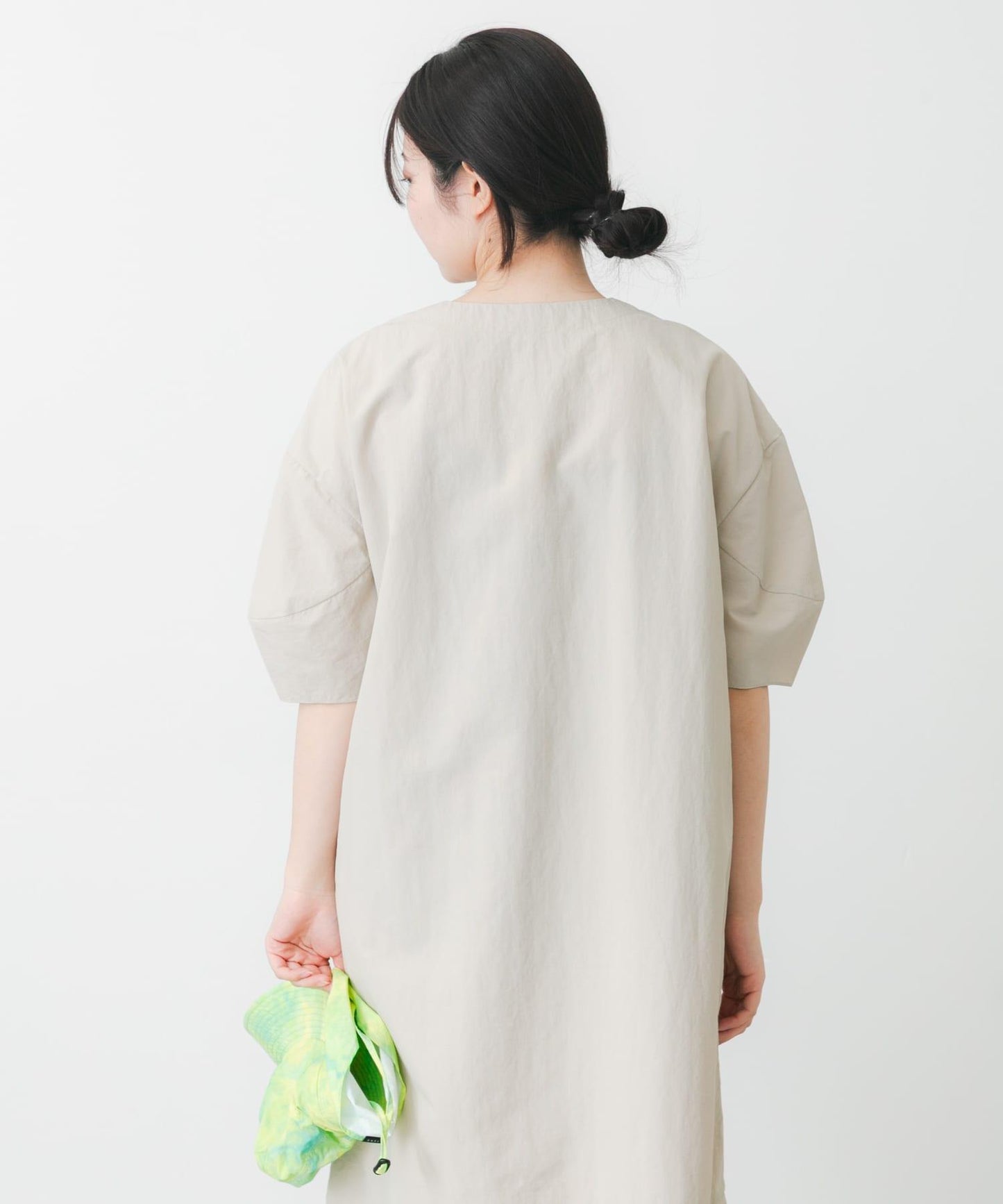 UR TECH 尼龍塔夫綢連衣裙