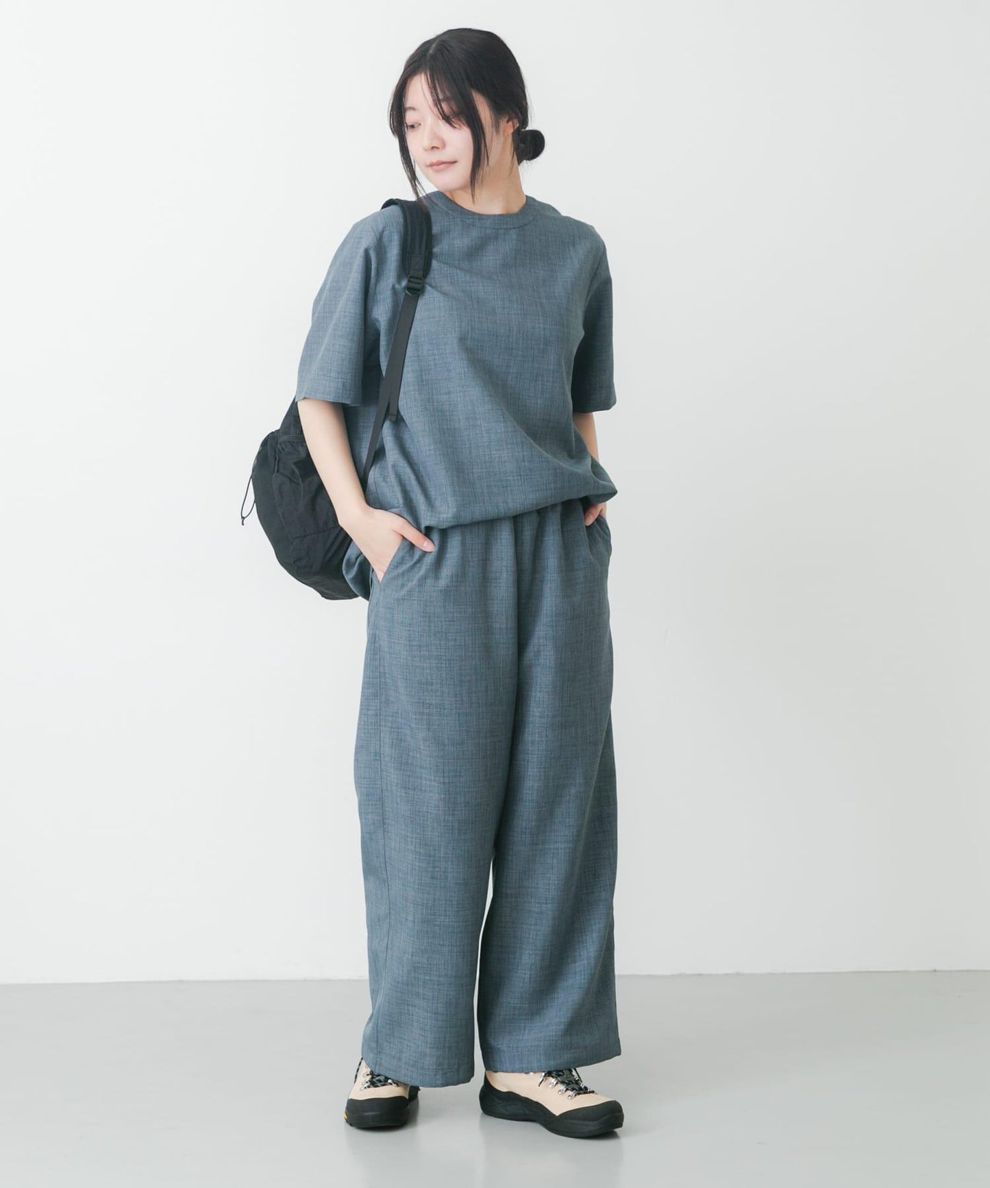 UR TECH 高捻套頭上衣