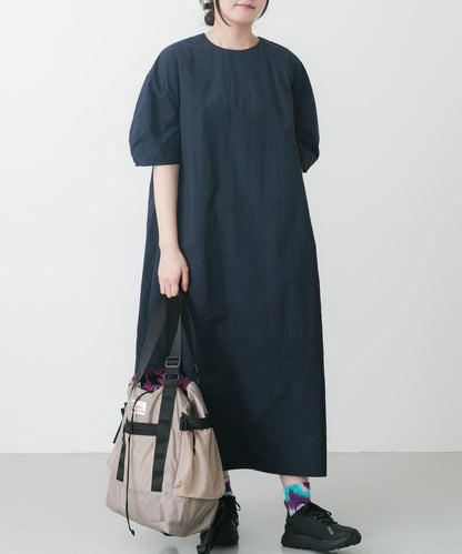 UR TECH 尼龍塔夫綢連衣裙