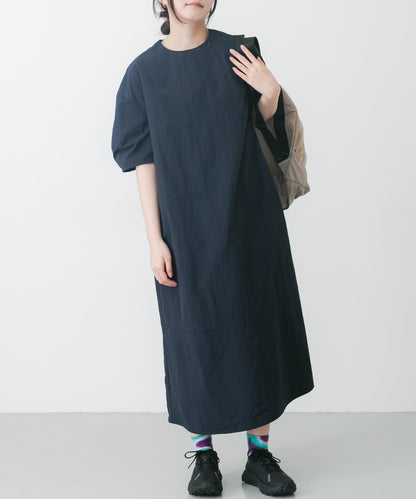 UR TECH 尼龍塔夫綢連衣裙