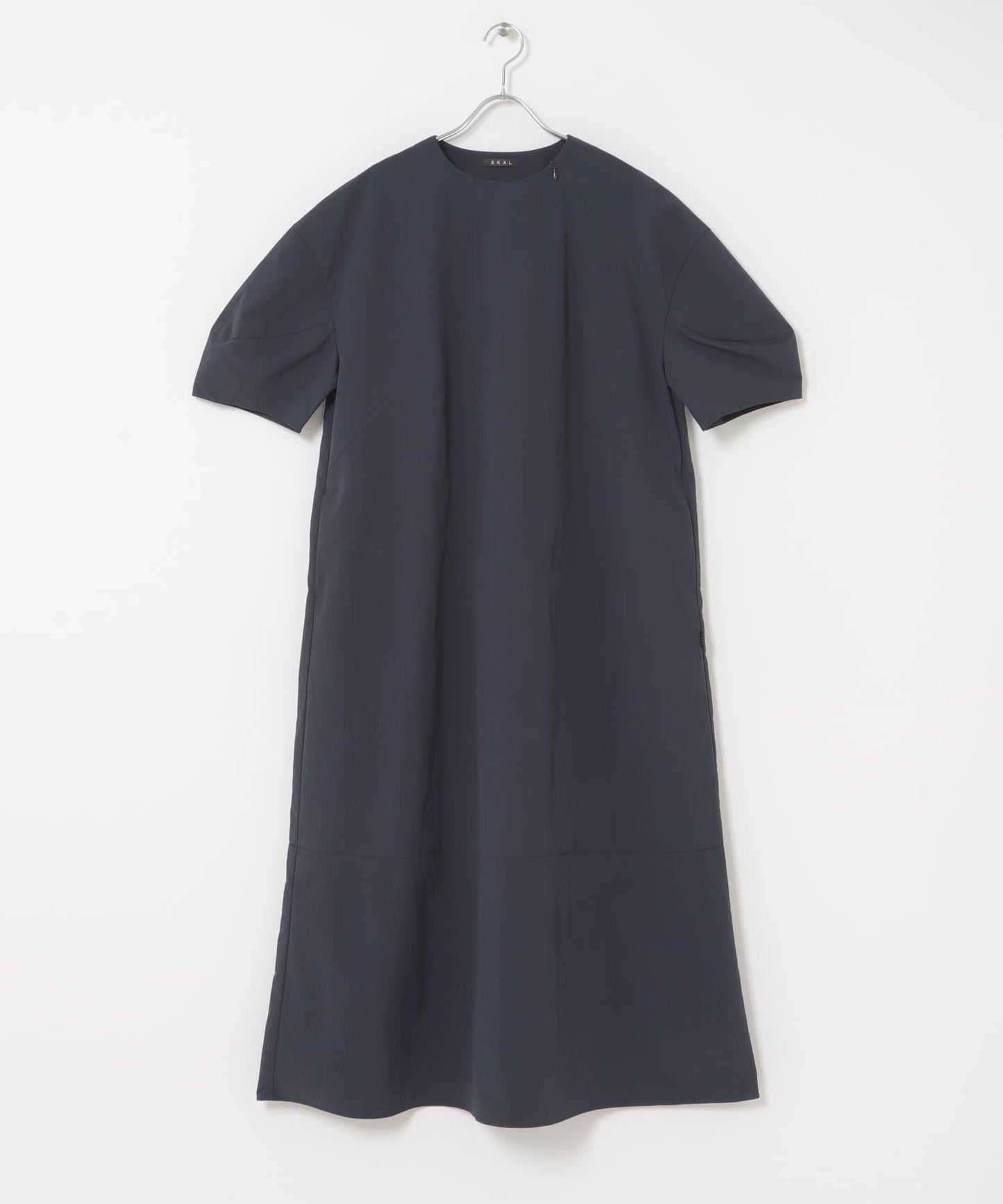 UR TECH 尼龍塔夫綢連衣裙