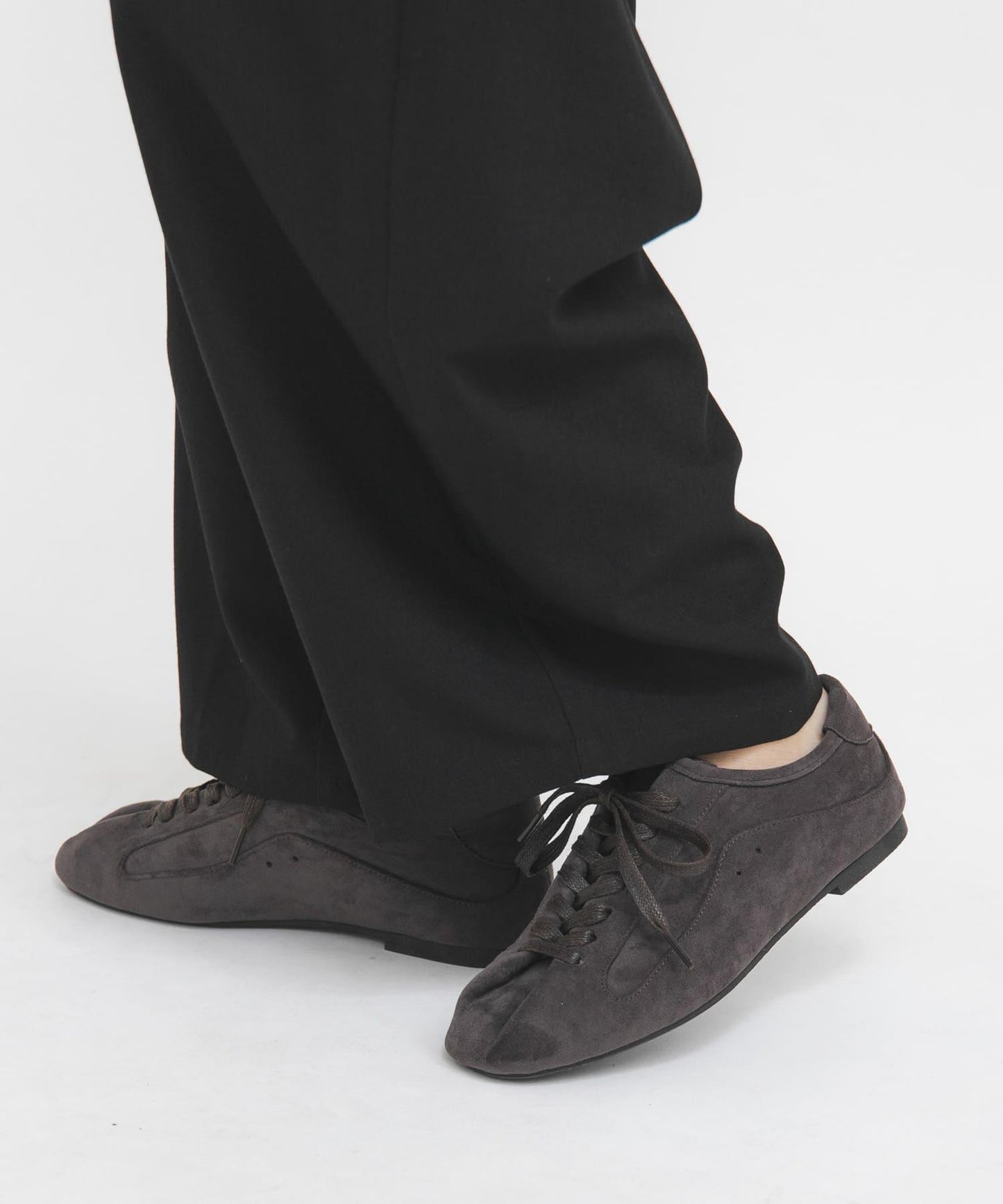 鞋舌設計 運動鞋