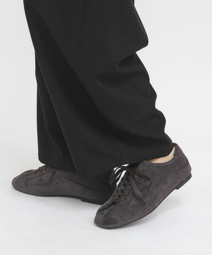 鞋舌設計 運動鞋