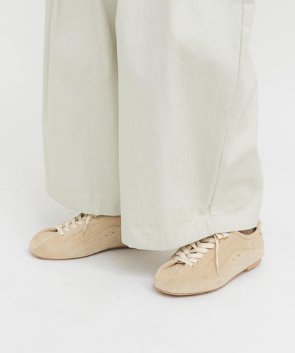 鞋舌設計 運動鞋