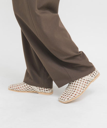 方頭網眼休閒鞋