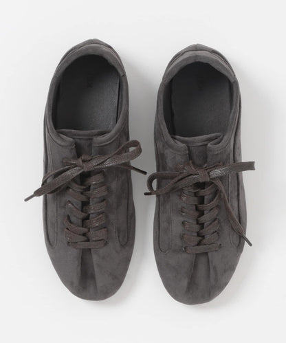 鞋舌設計 運動鞋