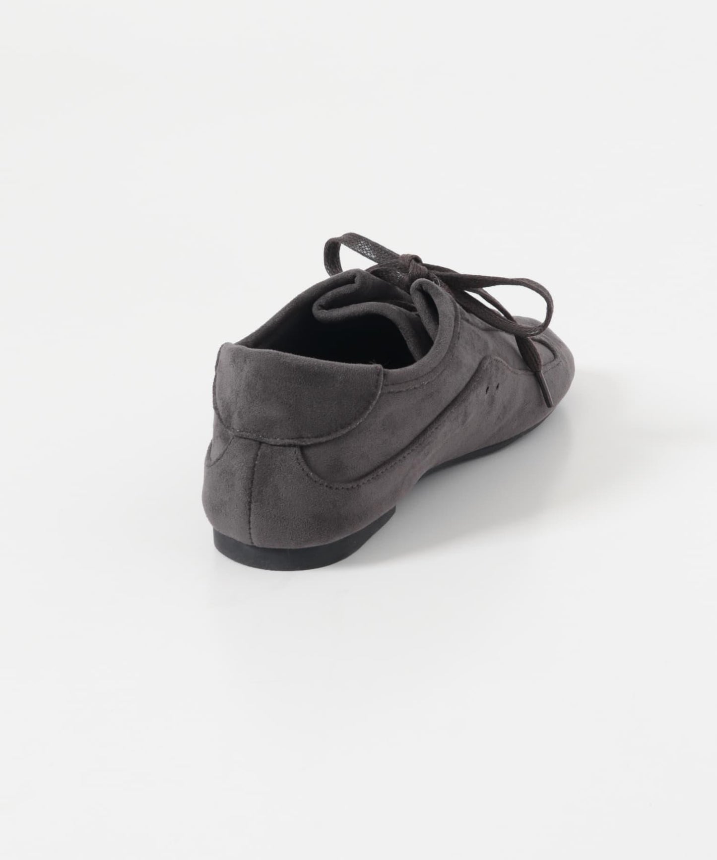 鞋舌設計 運動鞋