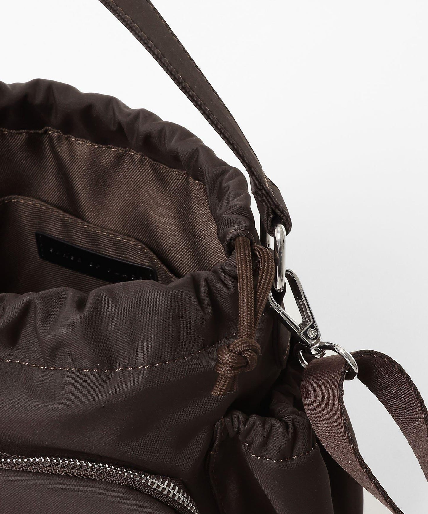 防潑水 口袋設計 尼龍包