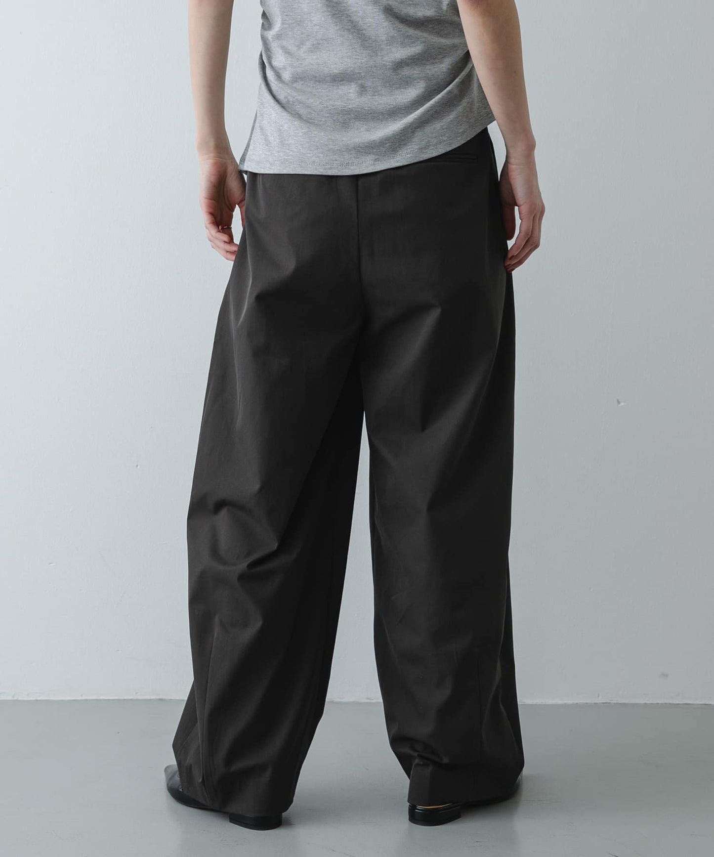 繭型廓形休閒褲