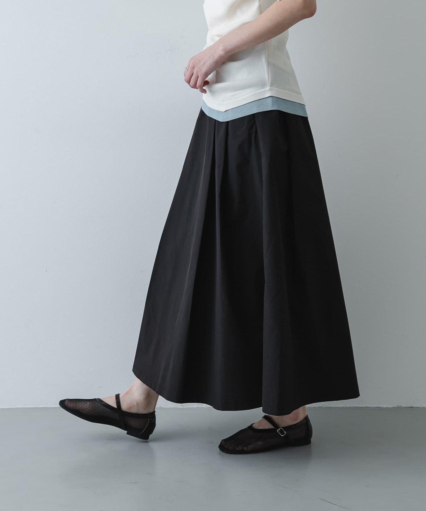 褶襉蓬鬆半身裙