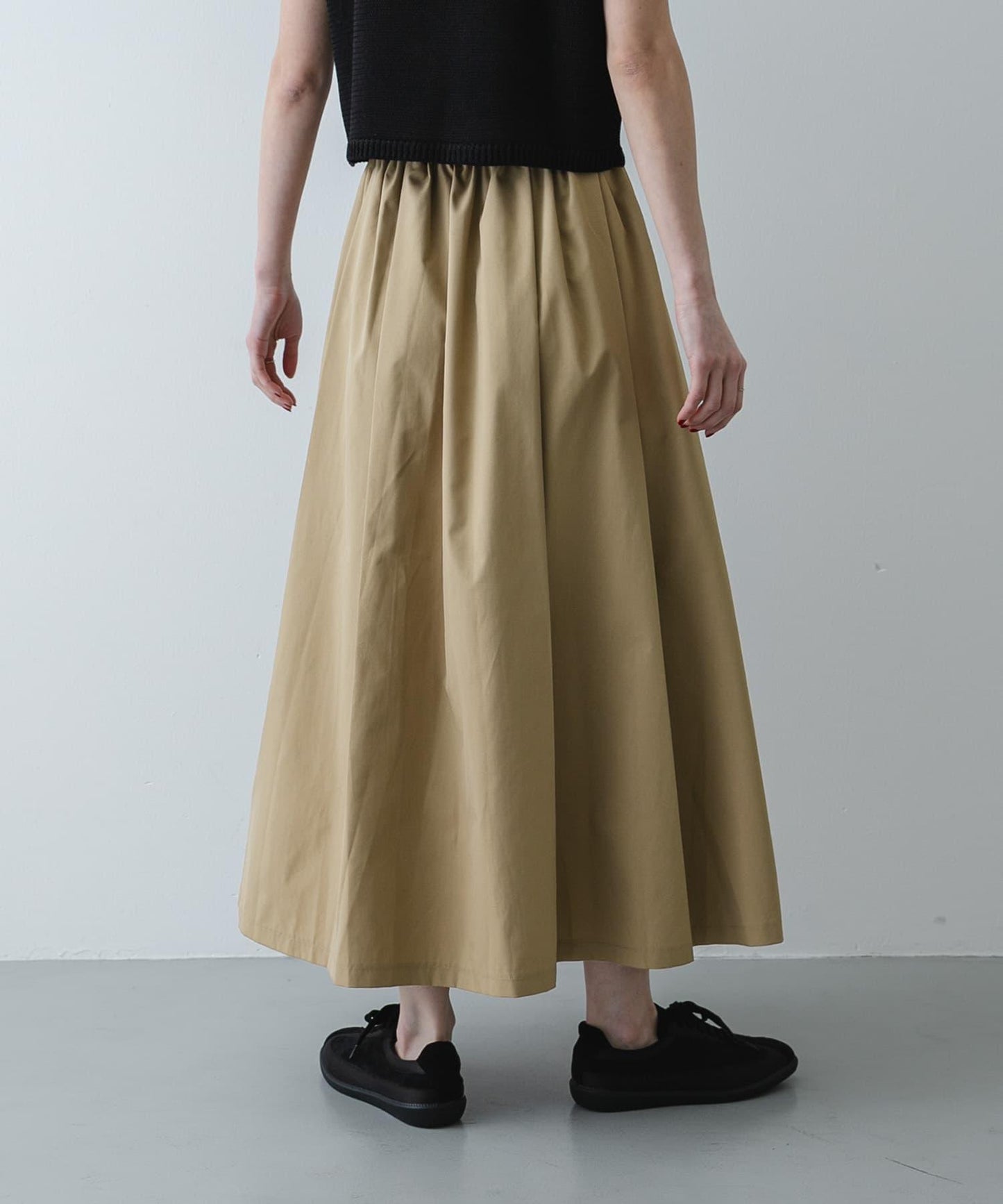 褶襉蓬鬆半身裙