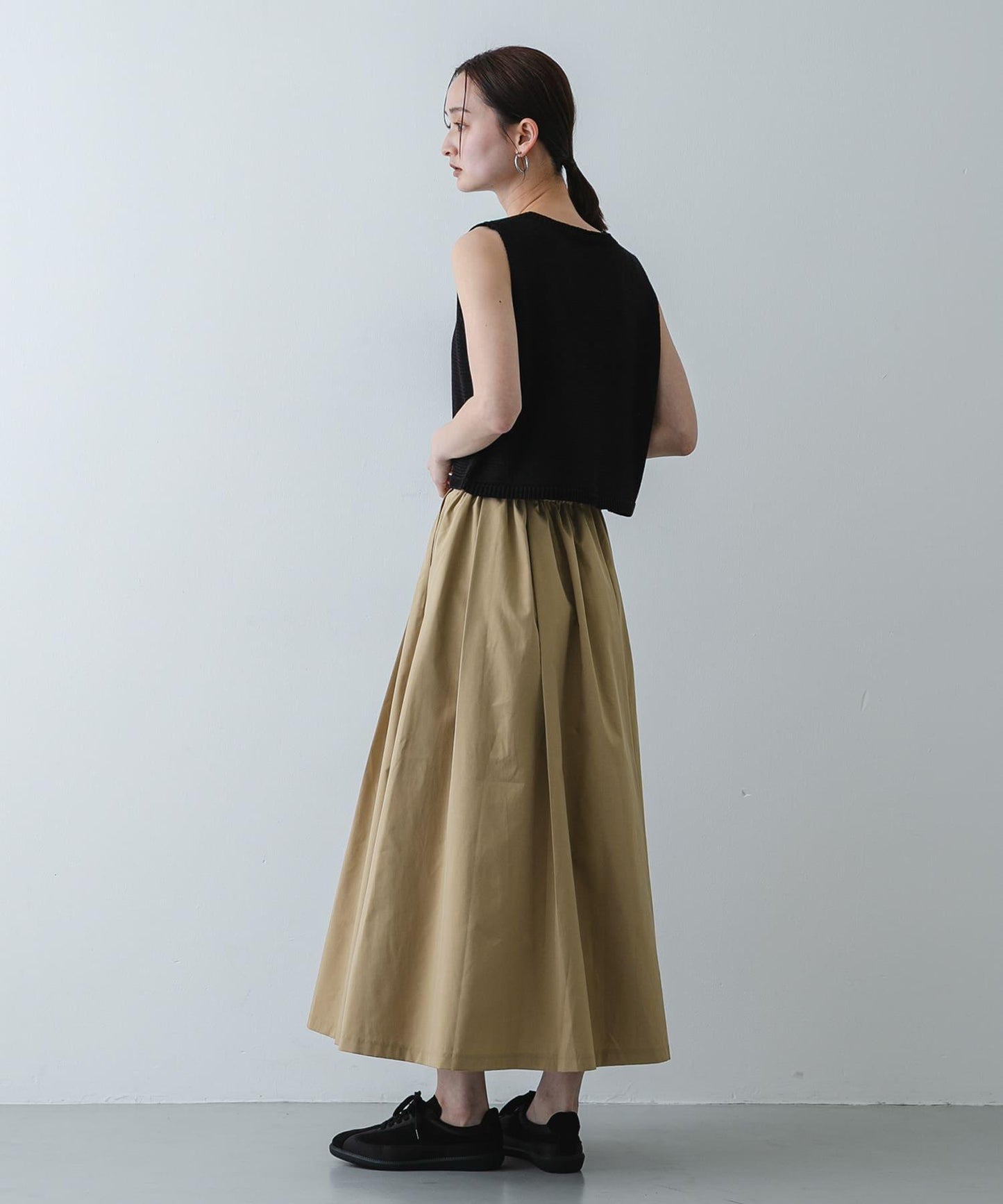 褶襉蓬鬆半身裙