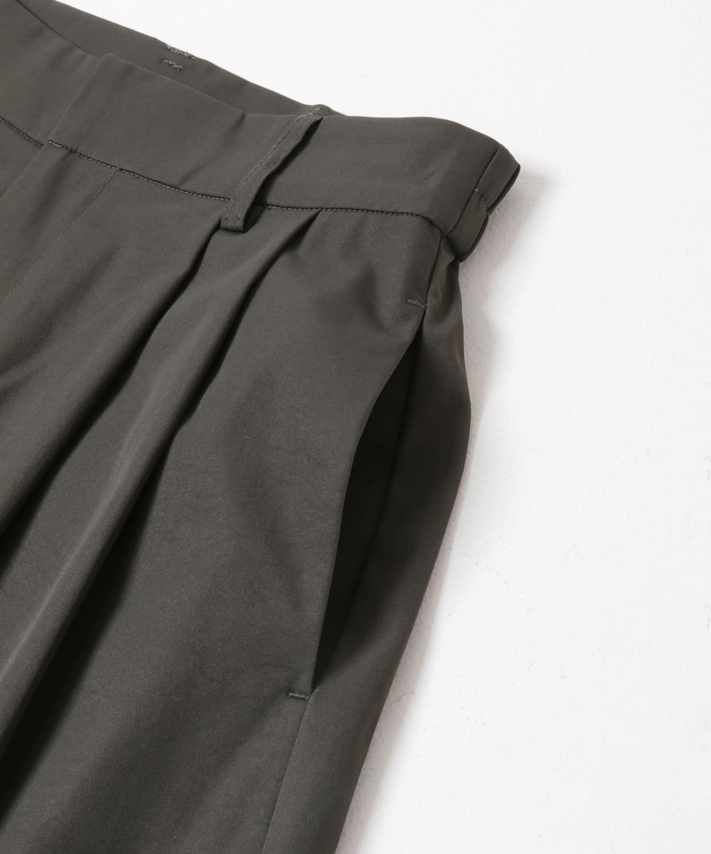 繭型廓形休閒褲