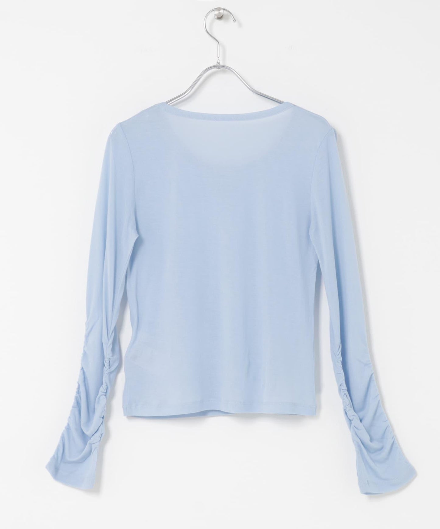 U領 織標設計 透紗上衣