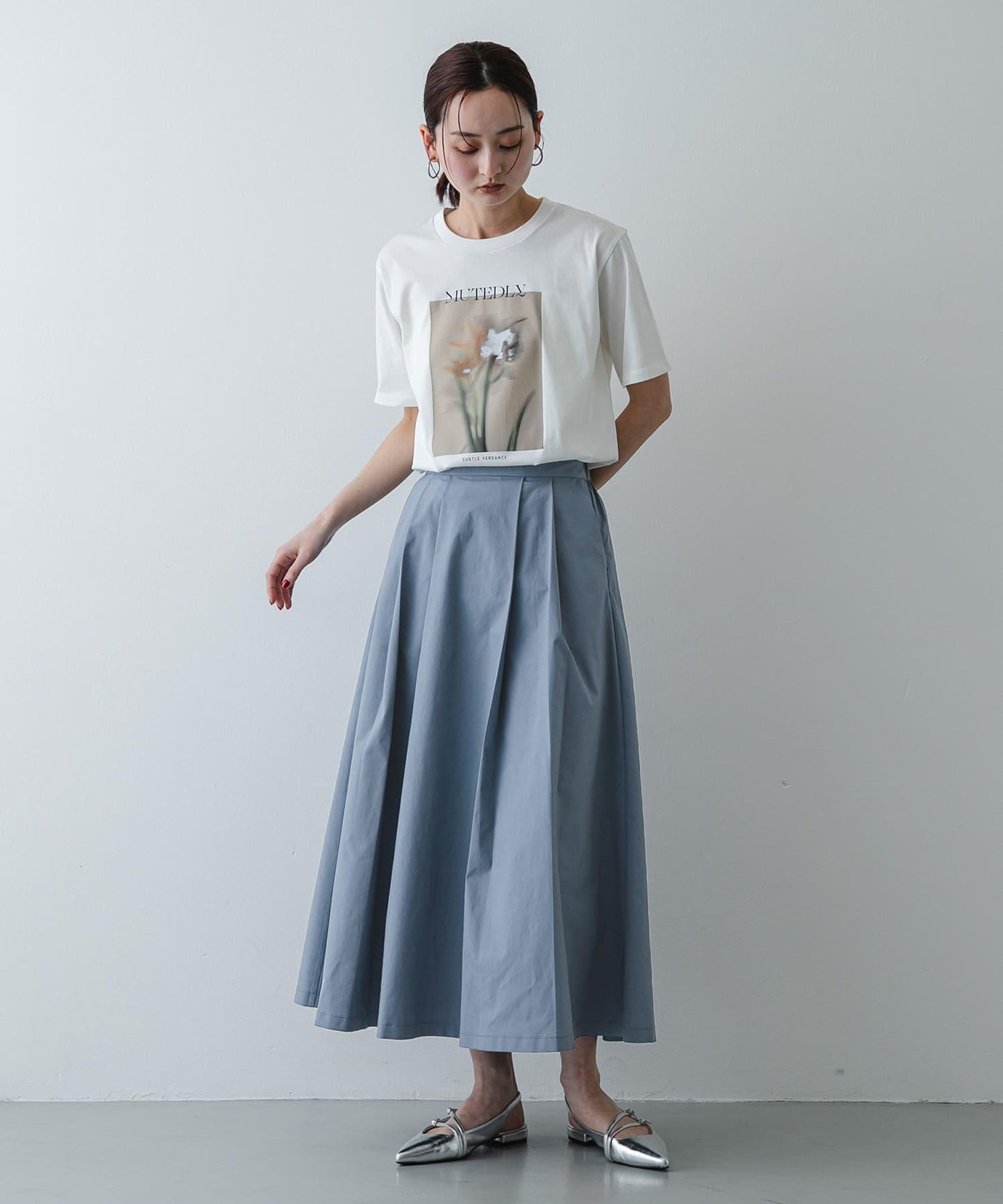 褶襉蓬鬆半身裙