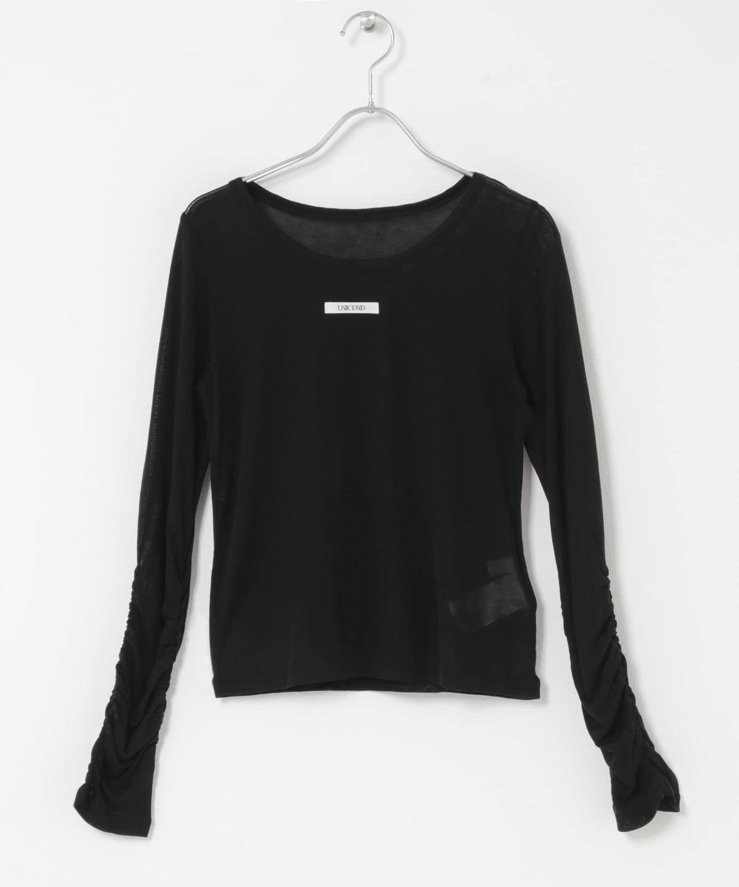 U領 織標設計 透紗上衣