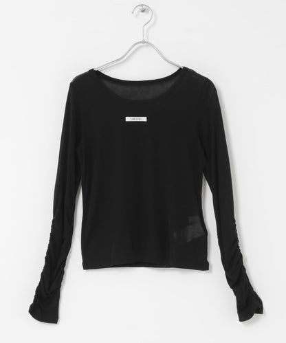 U領 織標設計 透紗上衣