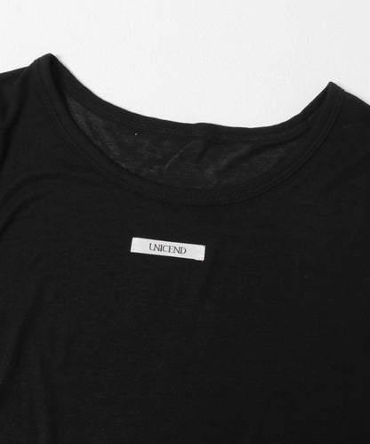 U領 織標設計 透紗上衣