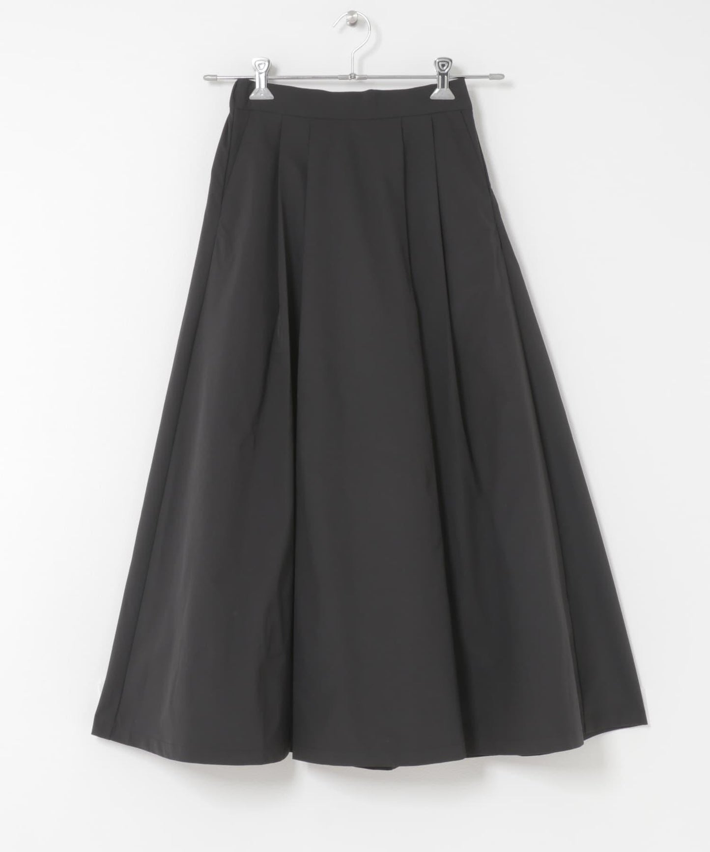 褶襉蓬鬆半身裙