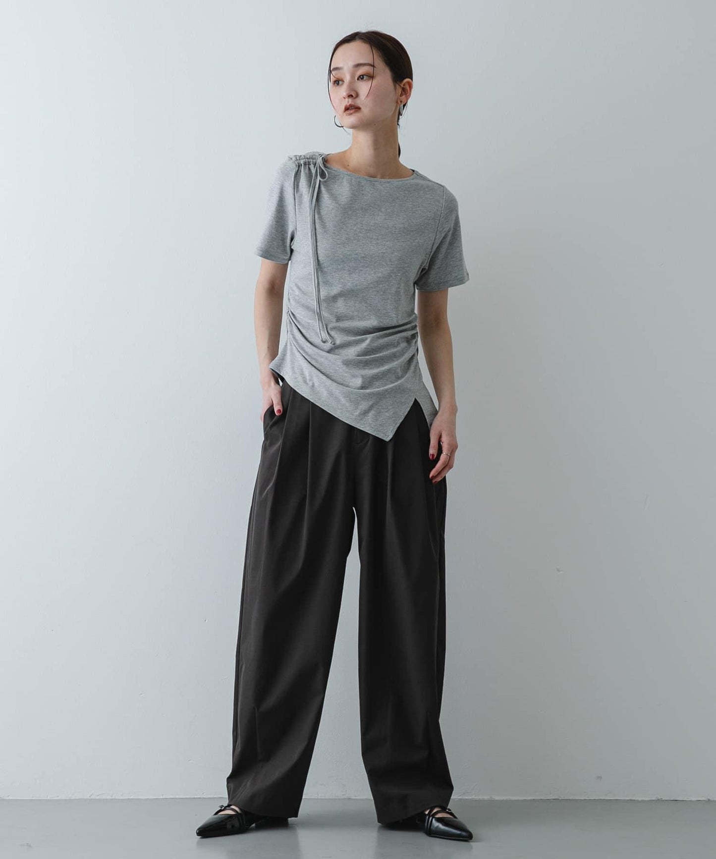 不對稱設計短袖T恤