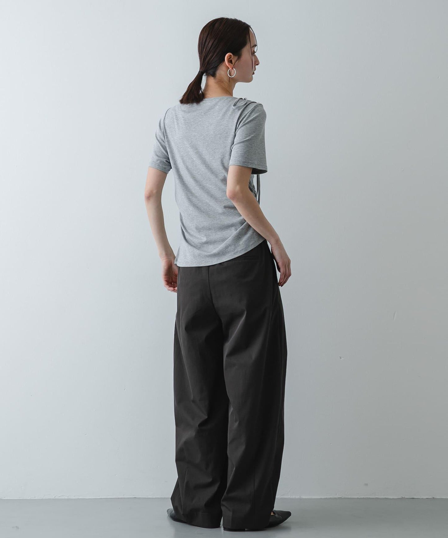 不對稱設計短袖T恤